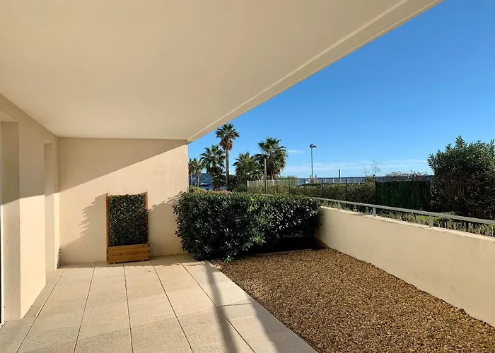 Appartamento Confortable Avec Climatisation Et Jardin à - Fr-1-604-36 *