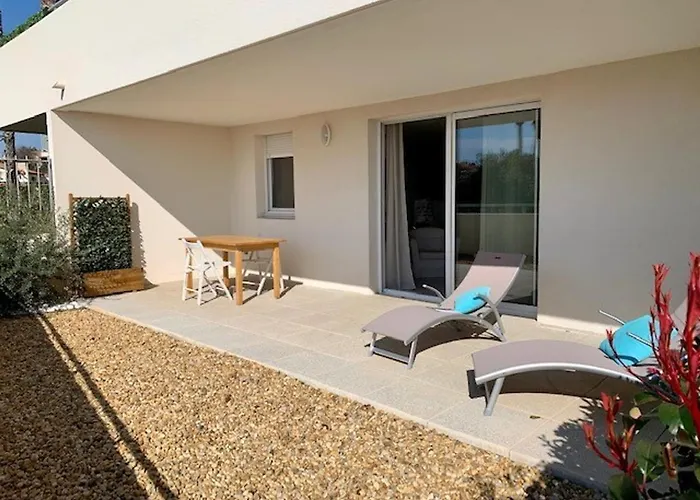 Appartamento Confortable Avec Climatisation Et Jardin à - Fr-1-604-36 *