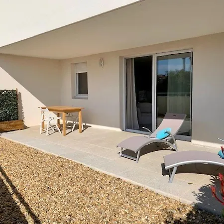 Apartamento Confort à : Climatisé Avec Terrasse Et Jardin - Fr-1-604-36 *