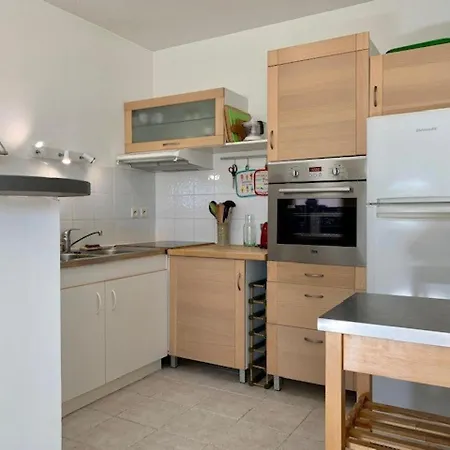 Appartement Confort A : Climatise Avec Terrasse Et Jardin - Fr-1-604-36 Mèze