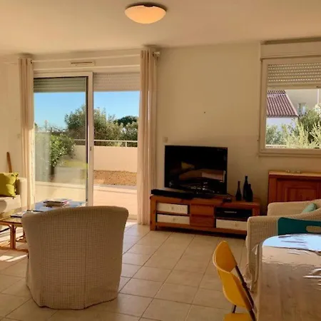 Apartamento Confort à : Climatisé Avec Terrasse Et Jardin - Fr-1-604-36