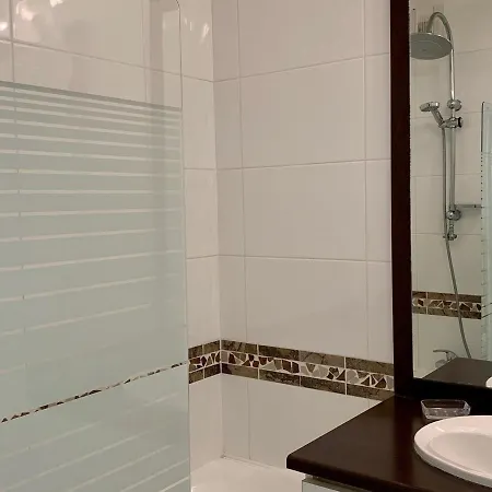 Apartamento Confort à : Climatisé Avec Terrasse Et Jardin - Fr-1-604-36